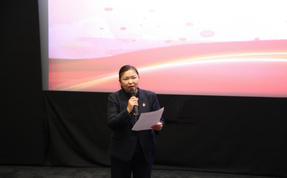 辽宁资产治理有限公司党支部发展 “红色观影忆初心 砥砺奋进正其时” 主题党日活动